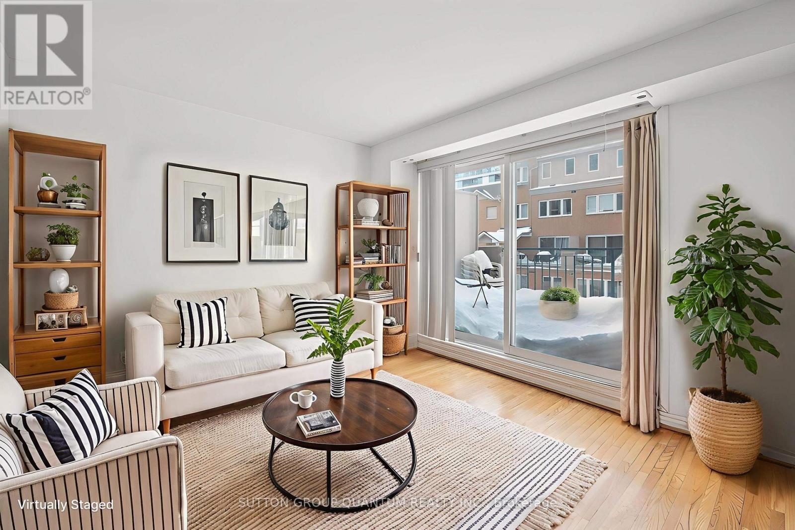 119 OMNI DRIVE, Toronto, Ontario