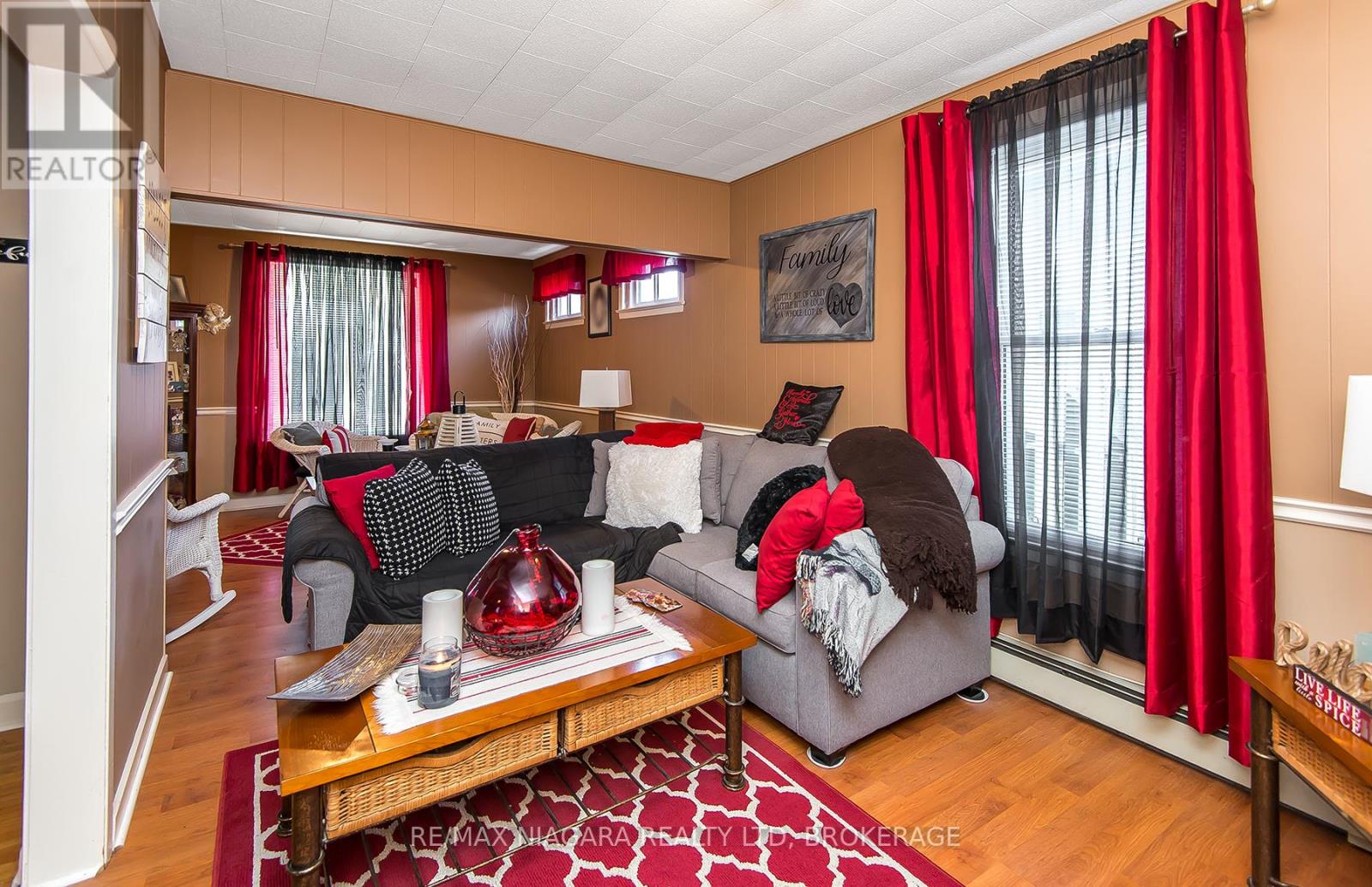 9 Beech Street, Port Colborne (Main Street), Ontario  L3K 3N7 - Photo 14 - X12870192