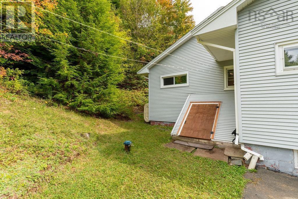 15 Breezy Lane, Lake Echo, Nova Scotia B3E 1L9 - Photo 31 - 202524156