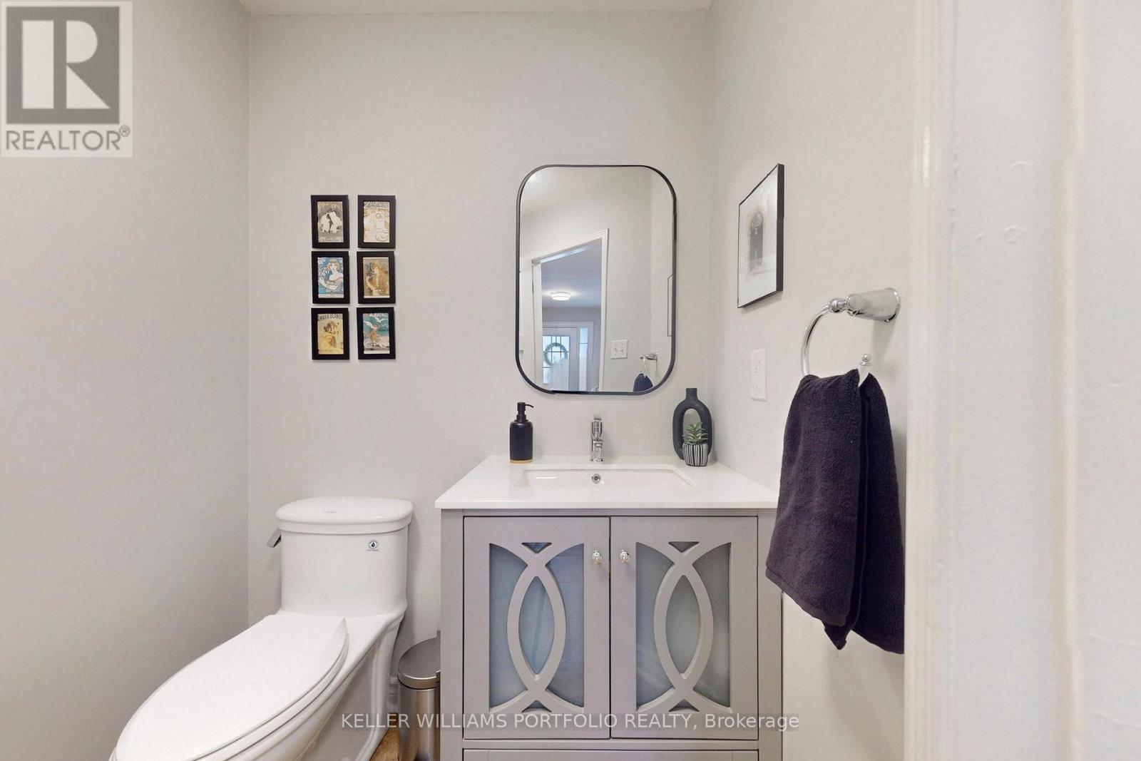 75 Monteith Crescent, Vaughan (Maple), Ontario  L6A 3M9 - Photo 10 - N12870190