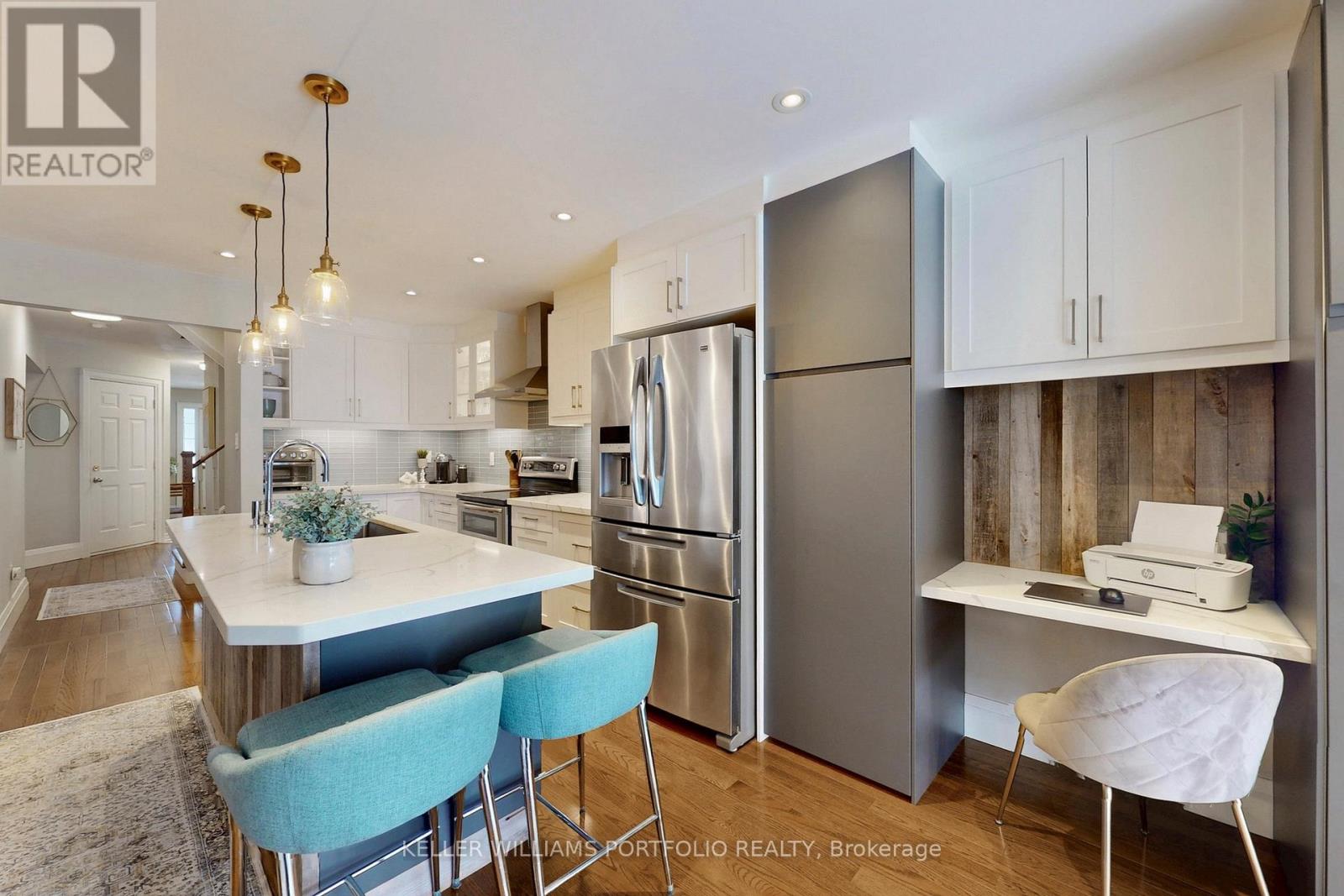 75 Monteith Crescent, Vaughan (Maple), Ontario  L6A 3M9 - Photo 4 - N12870190