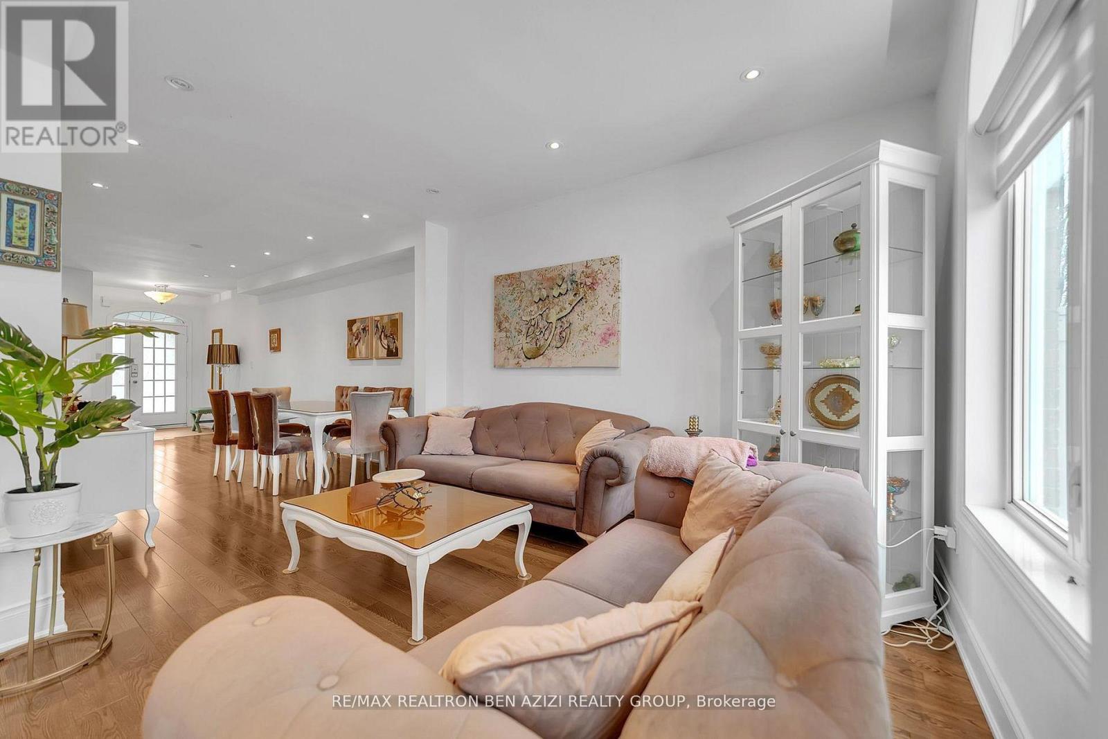 5 - 190 Harding Boulevard W, Richmond Hill (North Richvale), Ontario  L4C 0J9 - Photo 13 - N12870214