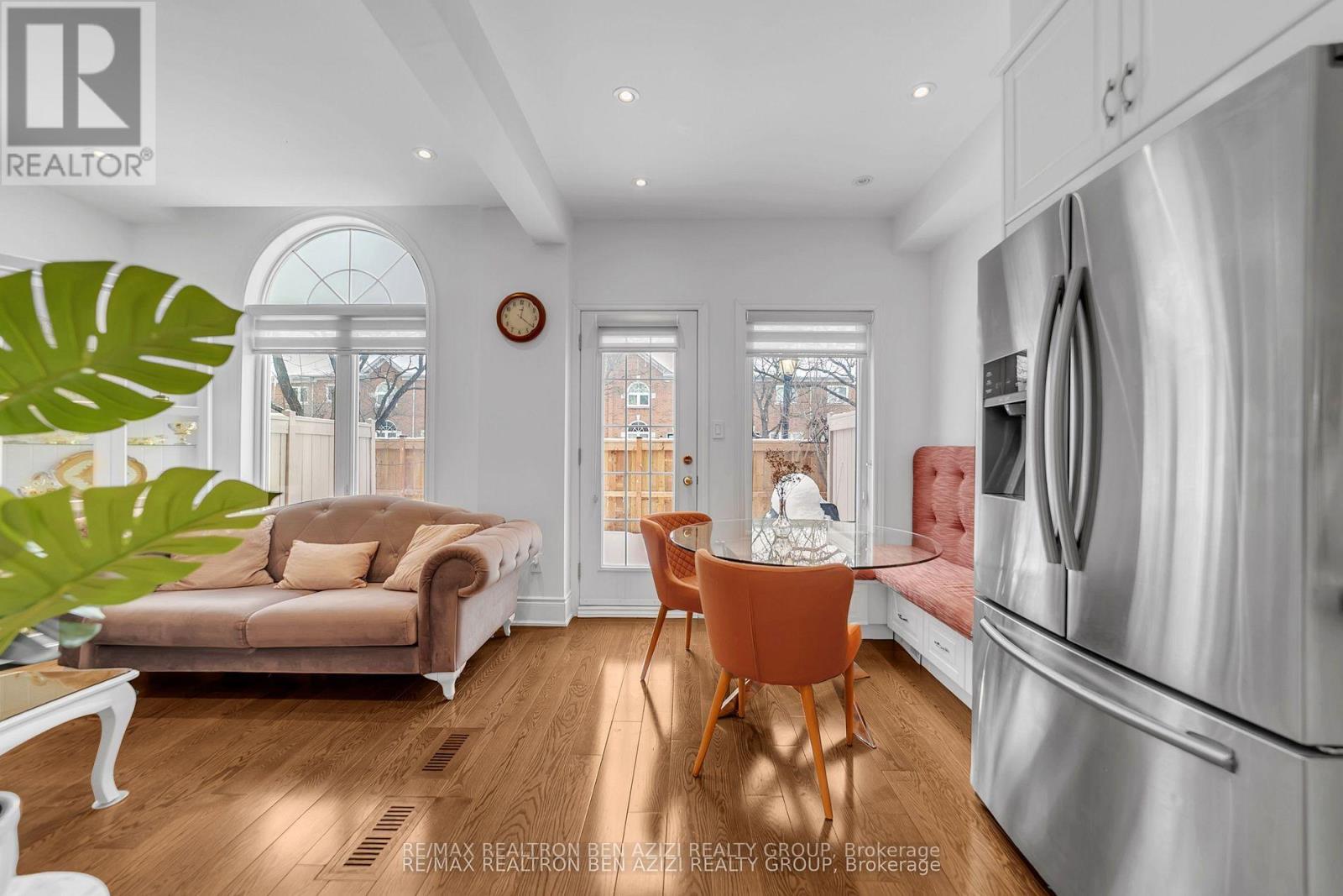 5 - 190 Harding Boulevard W, Richmond Hill (North Richvale), Ontario  L4C 0J9 - Photo 15 - N12870214