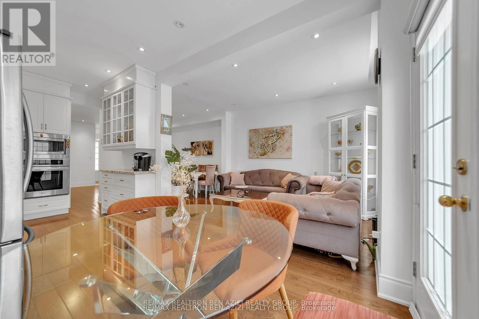 5 - 190 Harding Boulevard W, Richmond Hill (North Richvale), Ontario  L4C 0J9 - Photo 16 - N12870214