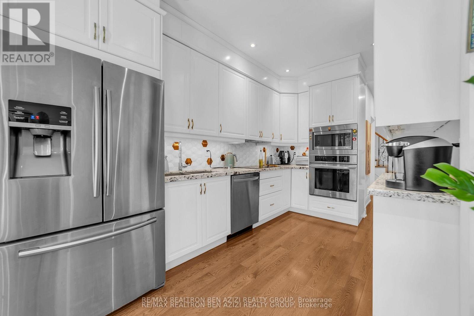 5 - 190 Harding Boulevard W, Richmond Hill (North Richvale), Ontario  L4C 0J9 - Photo 18 - N12870214