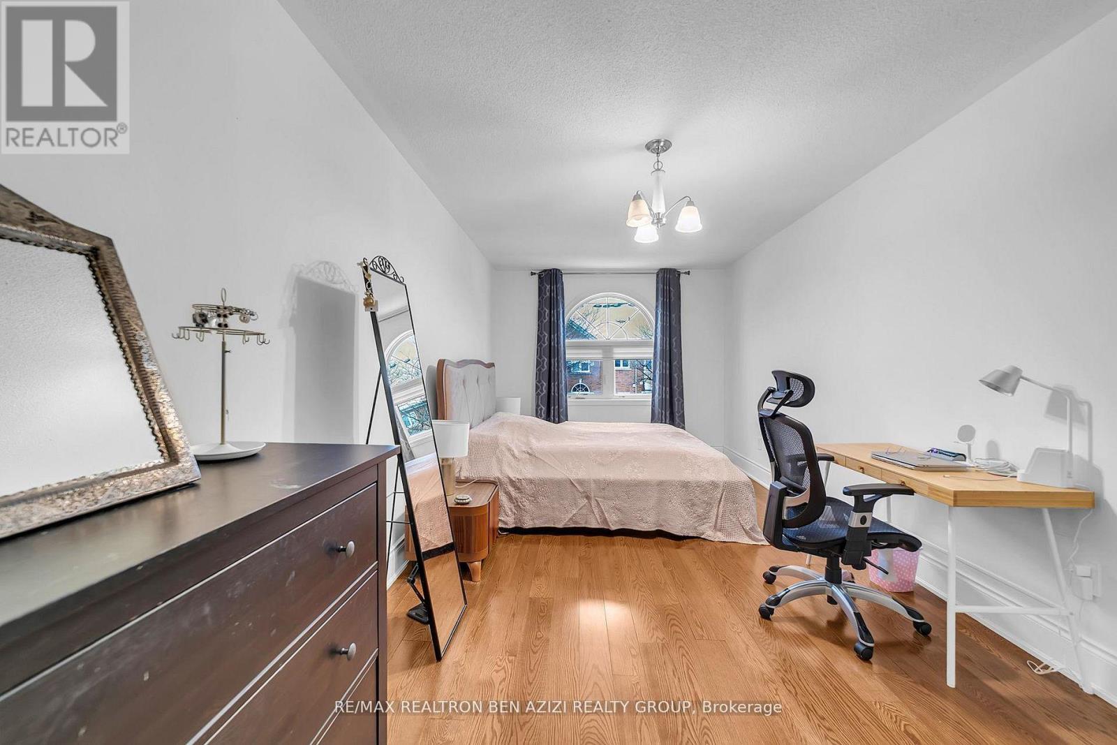 5 - 190 Harding Boulevard W, Richmond Hill (North Richvale), Ontario  L4C 0J9 - Photo 33 - N12870214