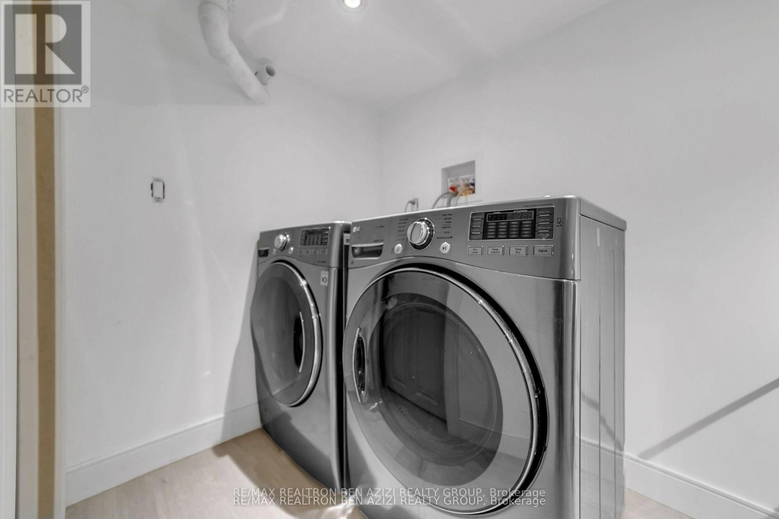 5 - 190 Harding Boulevard W, Richmond Hill (North Richvale), Ontario  L4C 0J9 - Photo 37 - N12870214