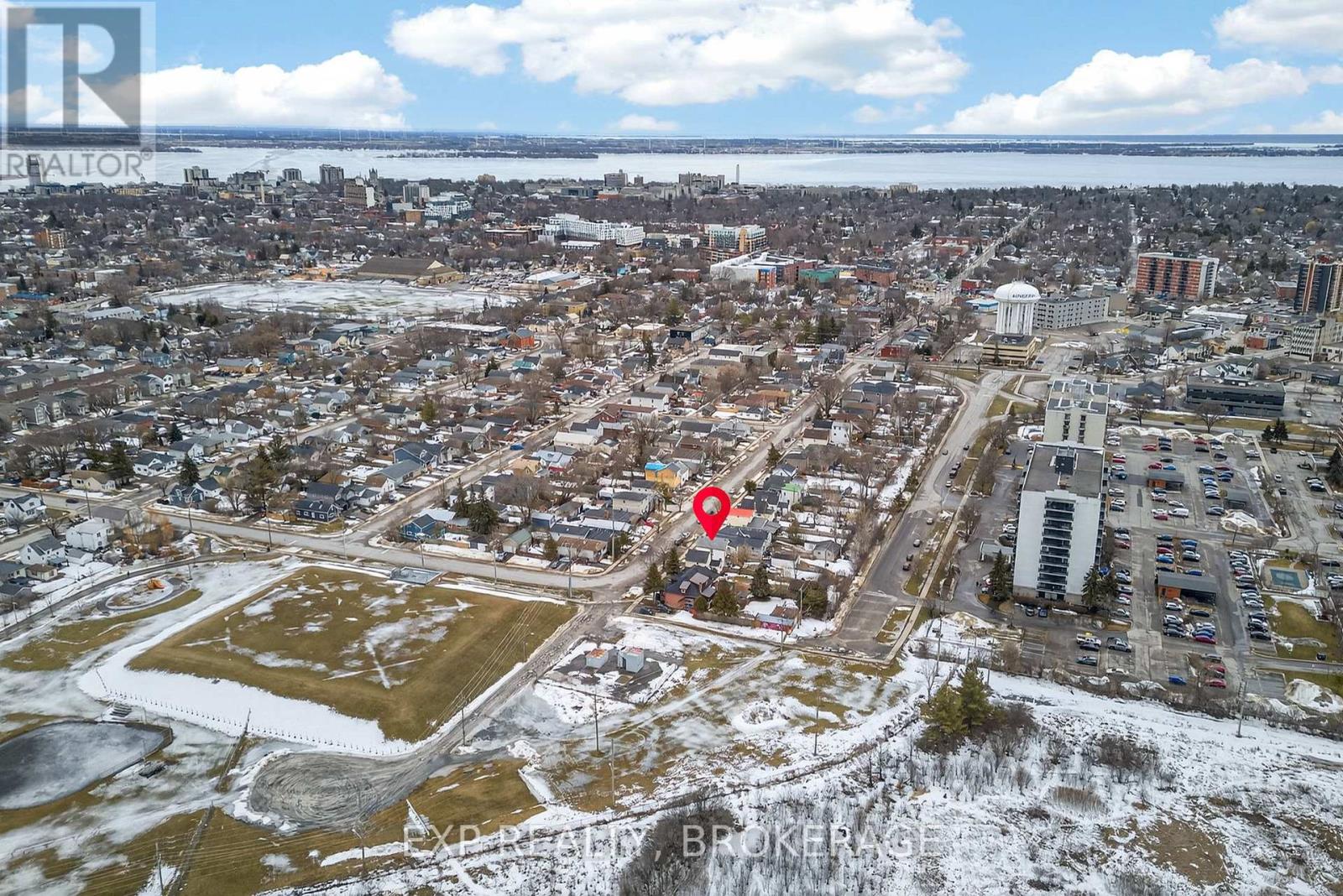 632 Macdonnell Street, Kingston (East Of Sir John A. Blvd), Ontario  K7K 4X3 - Photo 17 - X12870280