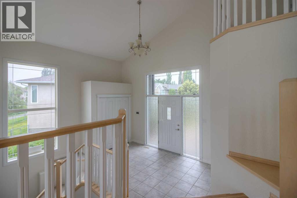 73 Fairmont Park Landing S, Lethbridge, Alberta  T1K 7L1 - Photo 6 - A2240989