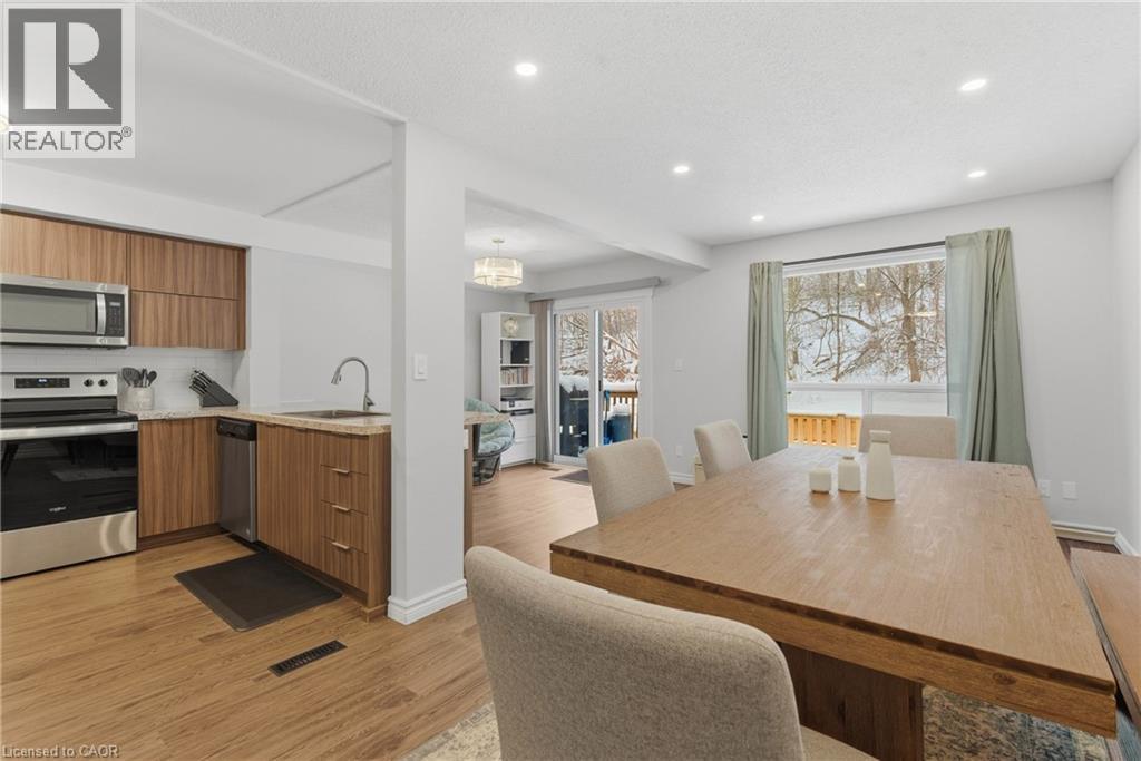 33 Raleigh Street Unit# A, Brantford, Ontario  N3T 1J8 - Photo 3 - 40799703