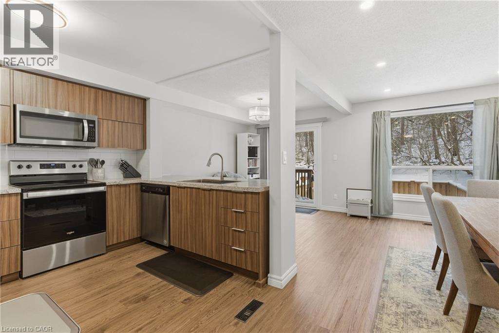 33 Raleigh Street Unit# A, Brantford, Ontario  N3T 1J8 - Photo 4 - 40799703