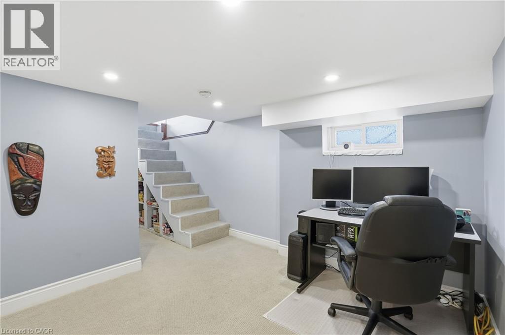 746 Roxborough Avenue, Hamilton, Ontario  L8H 1S7 - Photo 35 - 40803517