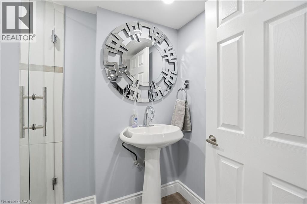 746 Roxborough Avenue, Hamilton, Ontario  L8H 1S7 - Photo 32 - 40803517