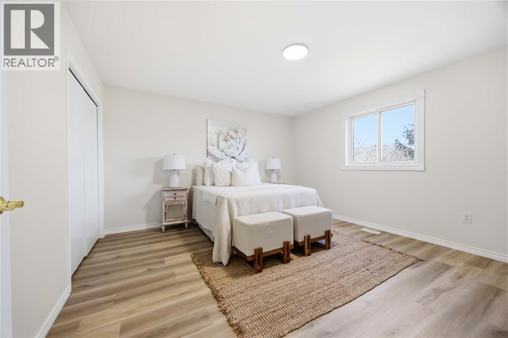 391 Bradford Drive, Sarnia, Ontario  N7S 5R4 - Photo 15 - 26004664