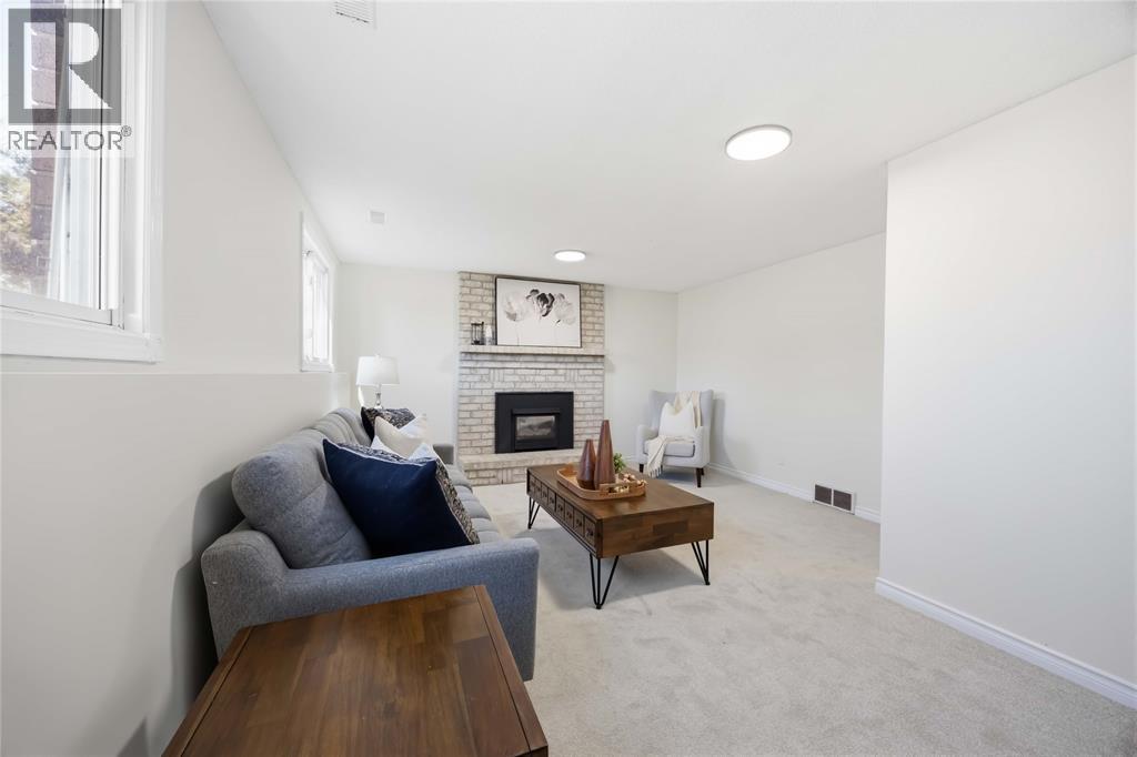 391 Bradford Drive, Sarnia, Ontario  N7S 5R4 - Photo 22 - 26004664