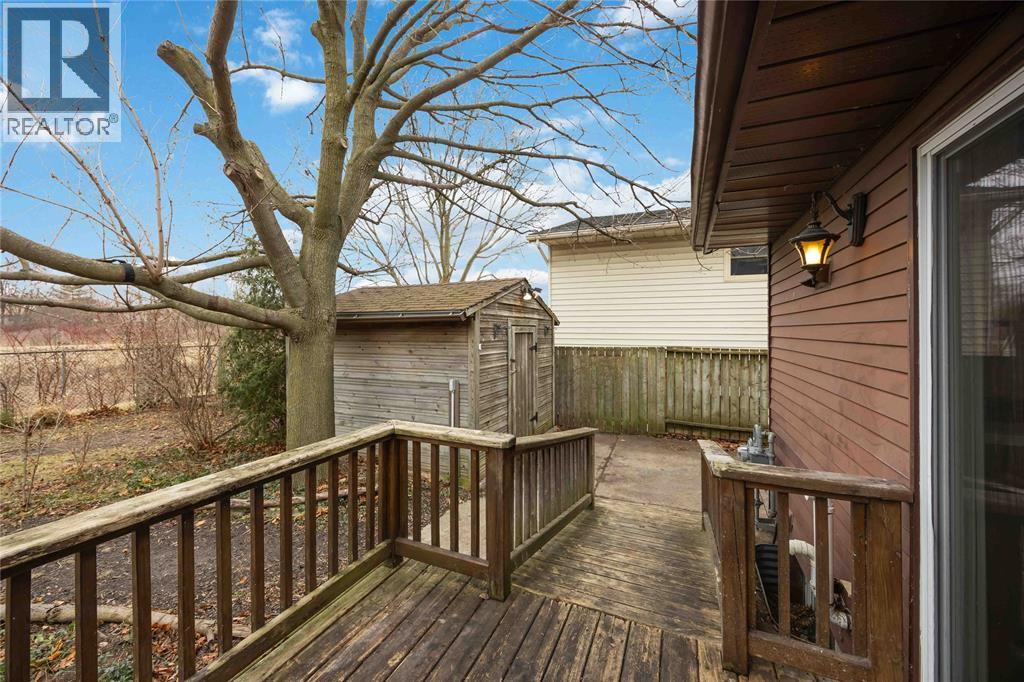 391 Bradford Drive, Sarnia, Ontario  N7S 5R4 - Photo 34 - 26004664