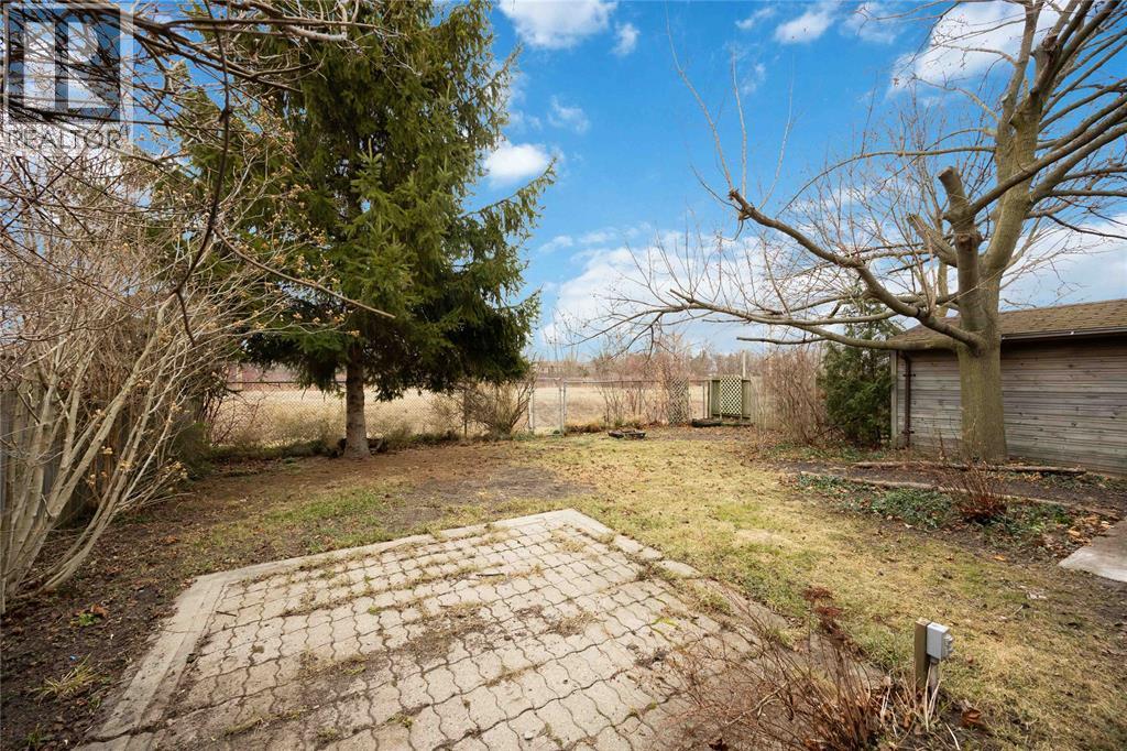 391 Bradford Drive, Sarnia, Ontario  N7S 5R4 - Photo 35 - 26004664