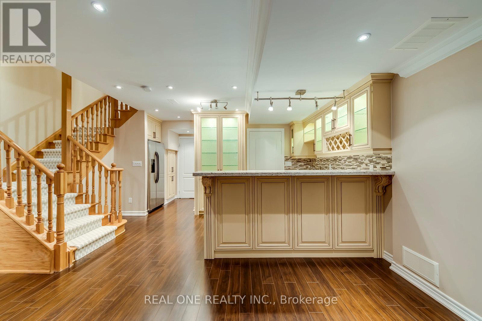 1407 Craigleith Road, Oakville, Ontario  L6H 0A7 - Photo 37 - W12870182