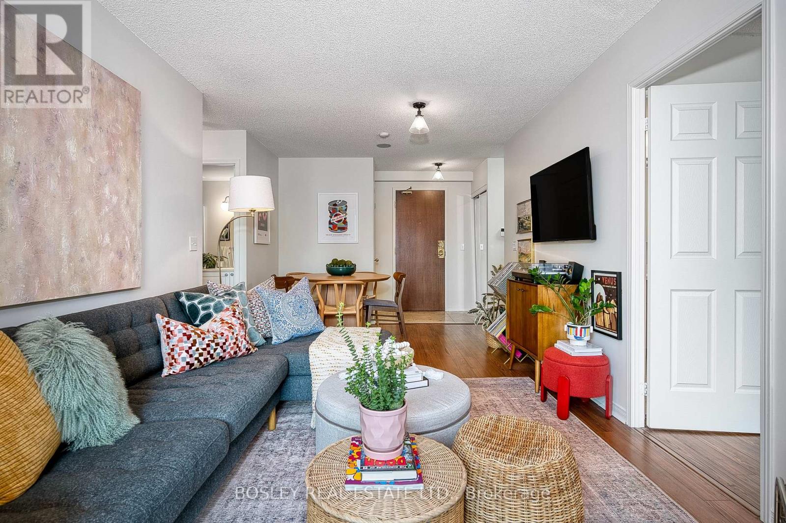 706 - 17 Michael Power Place, Toronto, Ontario  M9A 5G5 - Photo 14 - W12870188