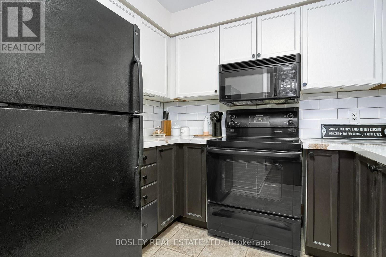 706 - 17 Michael Power Place, Toronto, Ontario  M9A 5G5 - Photo 5 - W12870188