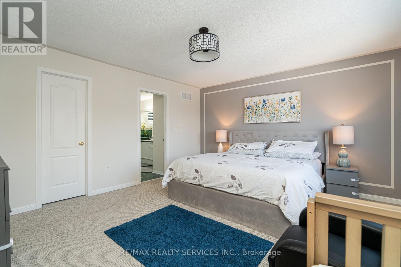 10 Penn Drive, Brampton (Fletcher's Meadow), Ontario  L7A 1N8 - Photo 25 - W12870210