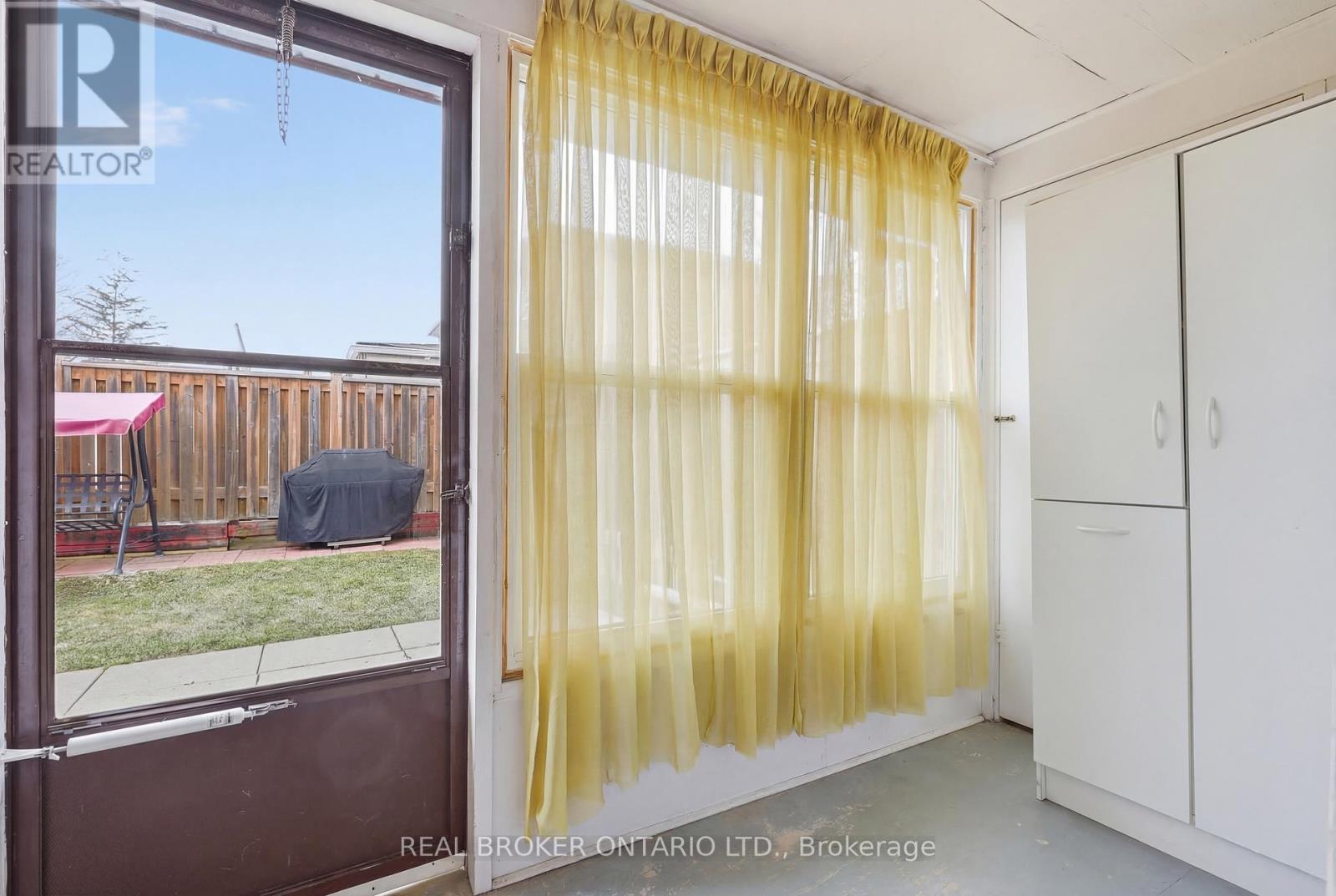 38 - 3860 Morning Star Drive, Mississauga (Malton), Ontario  L4T 1Y9 - Photo 27 - W12870276