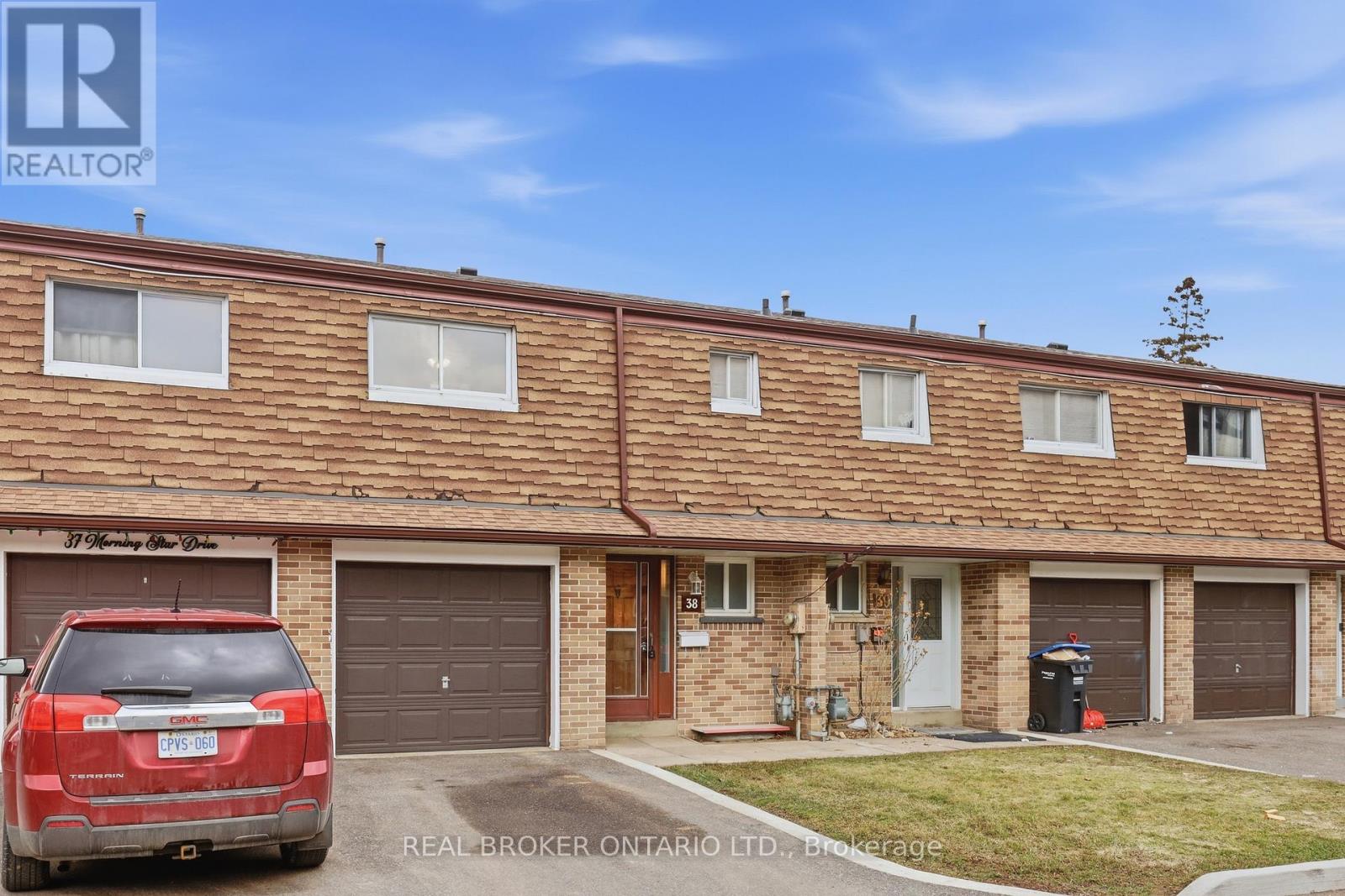 38 - 3860 Morning Star Drive, Mississauga (Malton), Ontario  L4T 1Y9 - Photo 3 - W12870276