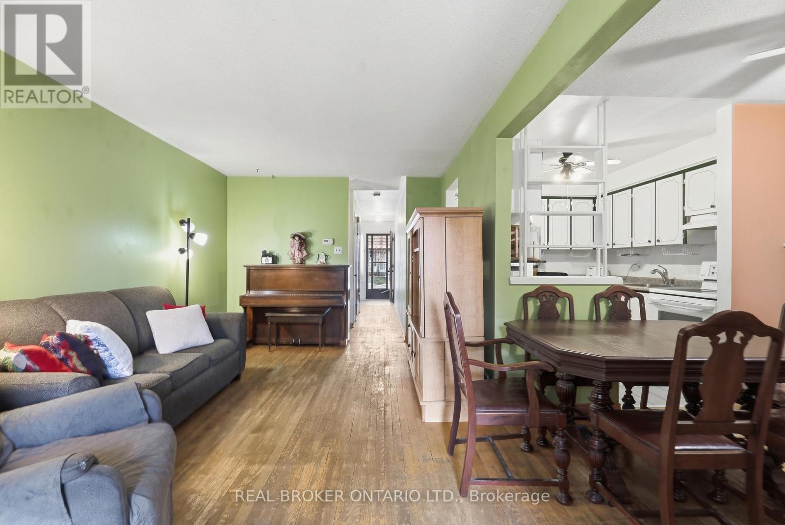 38 - 3860 Morning Star Drive, Mississauga (Malton), Ontario  L4T 1Y9 - Photo 9 - W12870276