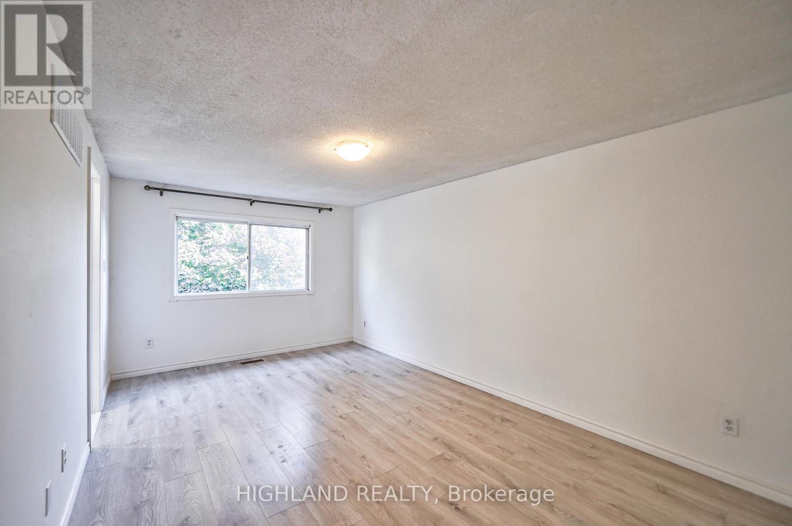 6455 Tisler Crescent, Mississauga (Meadowvale), Ontario  L5N 3G6 - Photo 22 - W12870316