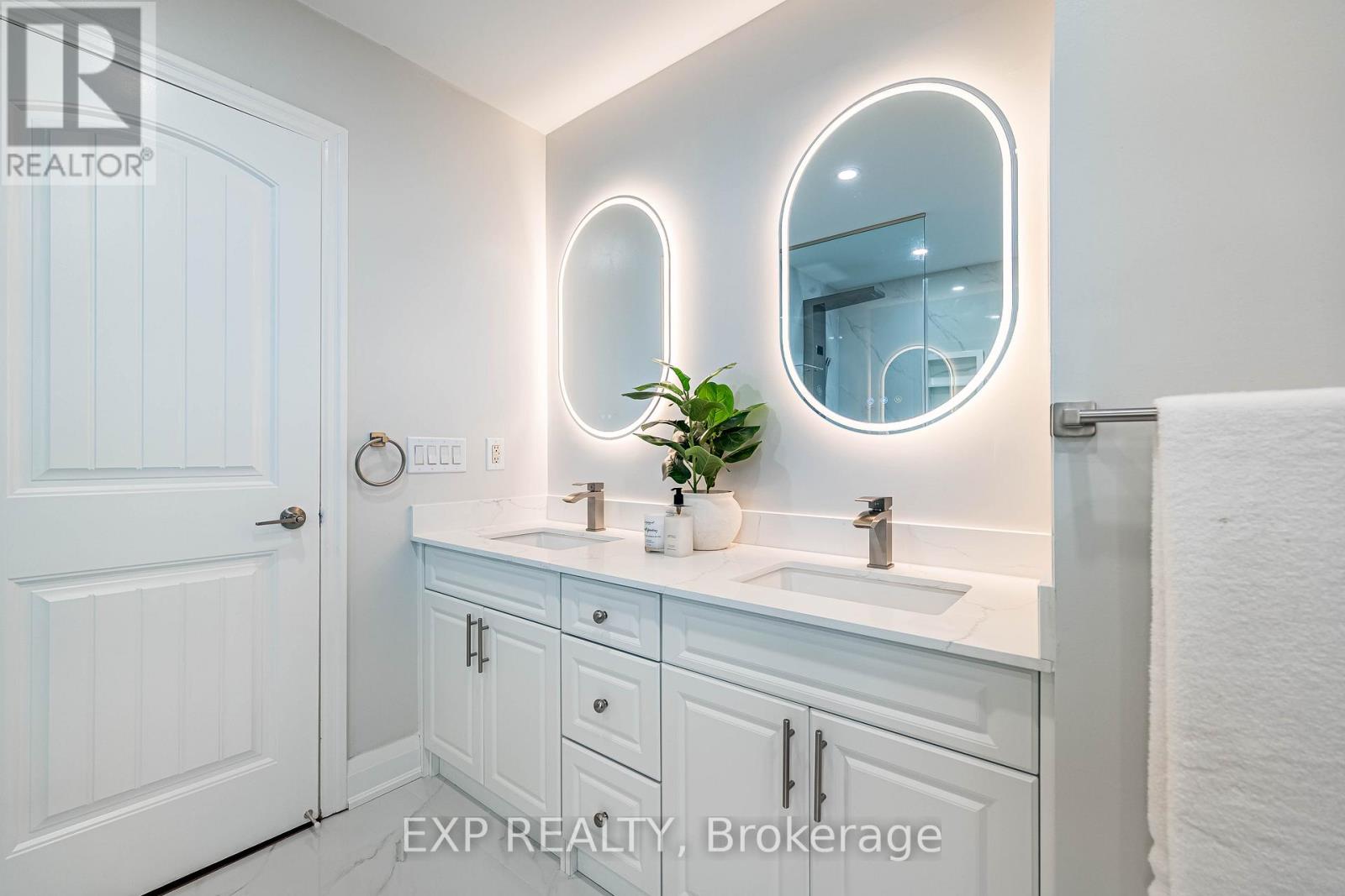 61 Playfair Terrace, Milton (Sc Scott), Ontario  L9T 0S5 - Photo 26 - W12870336