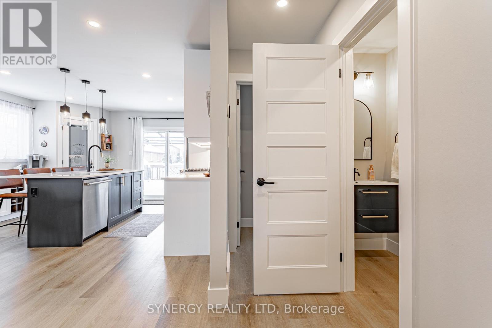 Photo 13 of 31 for 29 Juniper Crescent