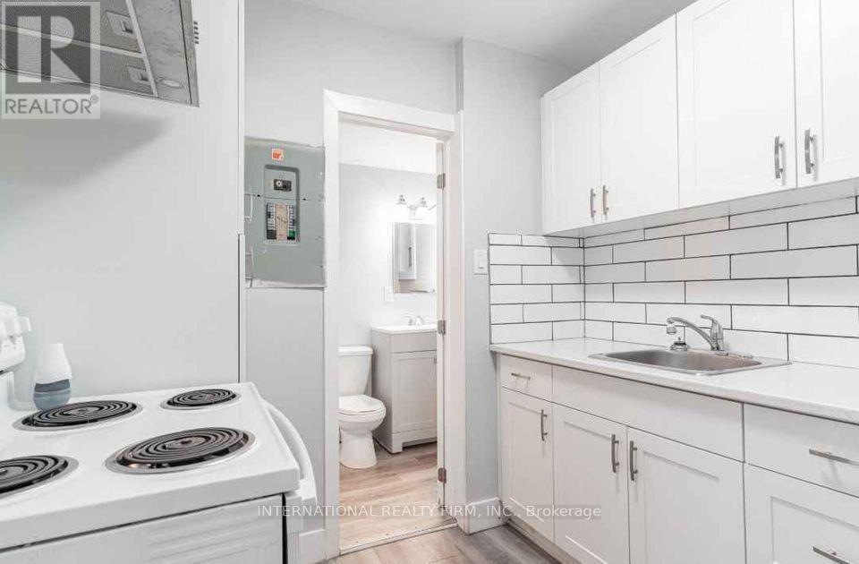 349 Hamilton Street, London East (East A), Ontario  N5Z 1R4 - Photo 5 - X12870244