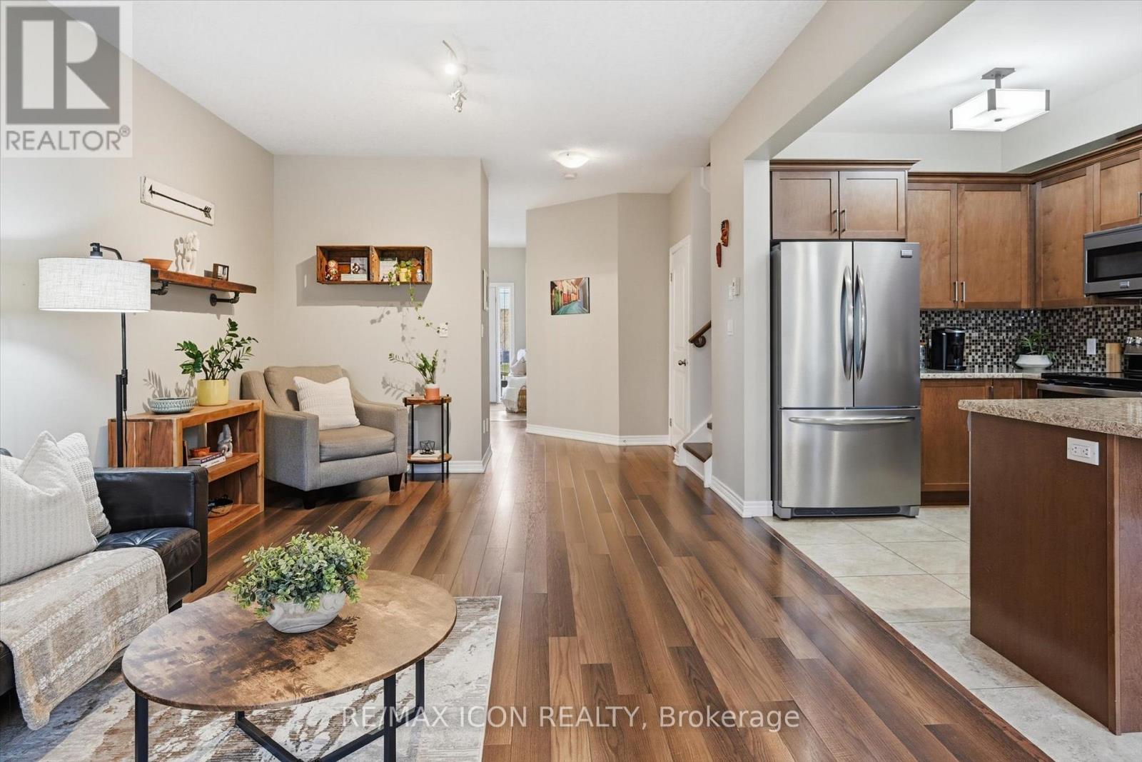 64 Springvalley Crescent, Hamilton, Ontario  L9C 7X3 - Photo 11 - X12870260