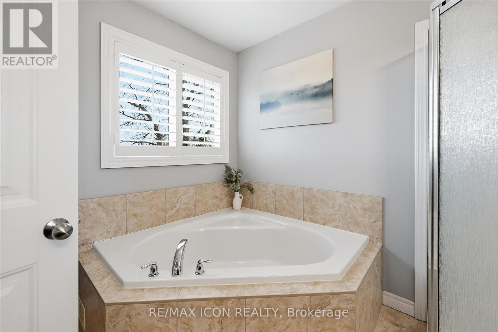 64 Springvalley Crescent, Hamilton, Ontario  L9C 7X3 - Photo 24 - X12870260