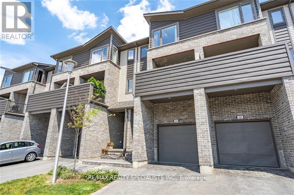 178 - 1960 Dalmagarry Road, London North, Ontario  M5V 3V6 - Photo 2 - X12870288
