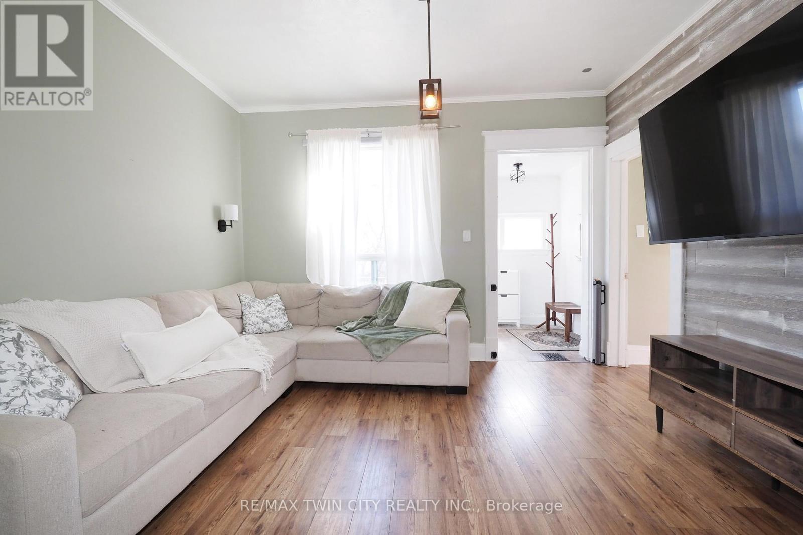 19 Paisley Heights, Cambridge, Ontario  N1R 1B4 - Photo 10 - X12870298