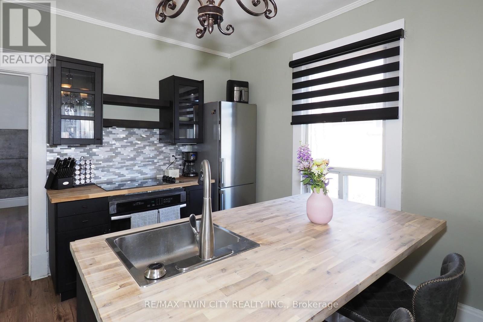 19 Paisley Heights, Cambridge, Ontario  N1R 1B4 - Photo 15 - X12870298