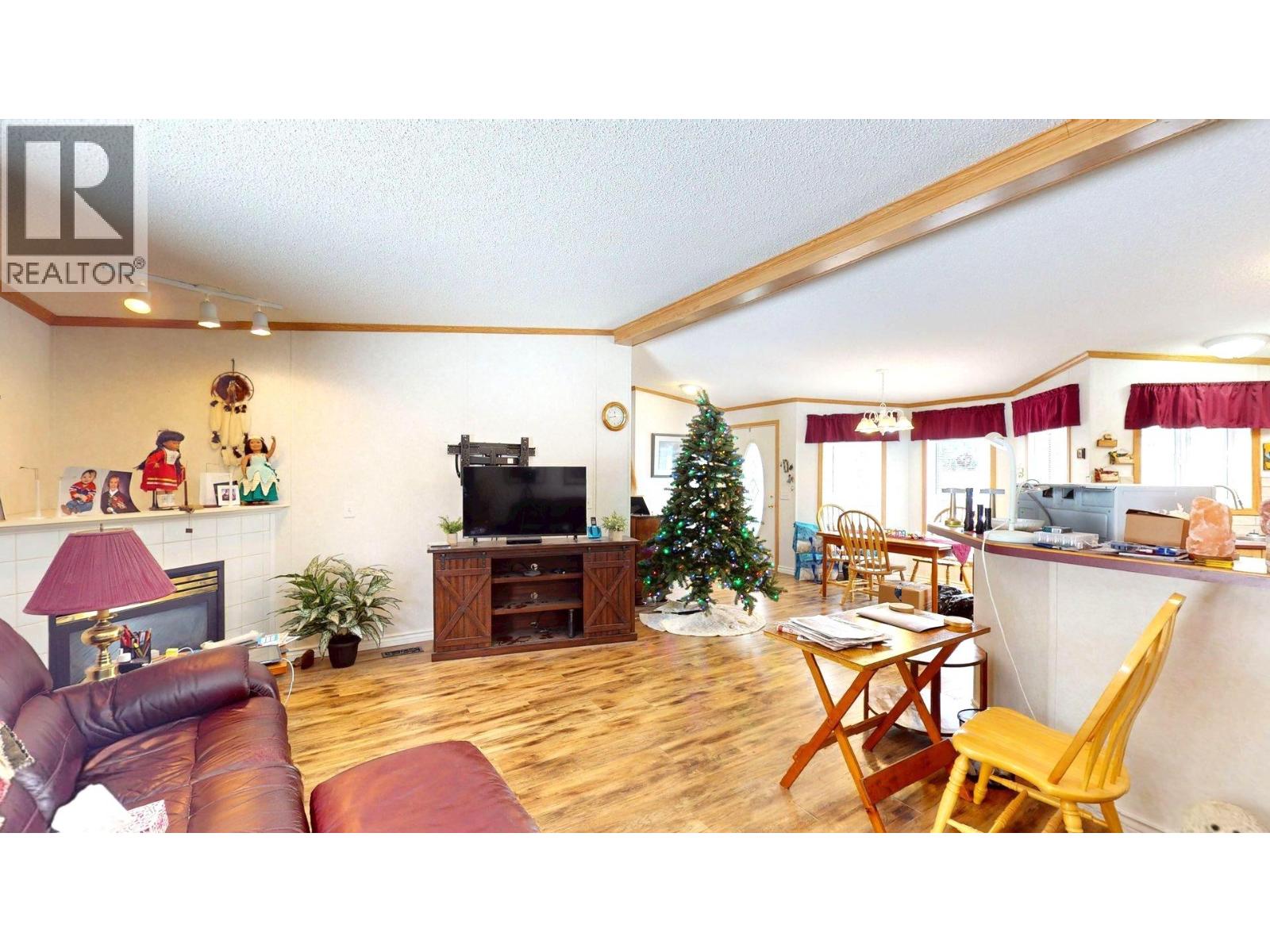 17 Deerborne Drive, Elkford, British Columbia  V0B 1H0 - Photo 10 - 10378881