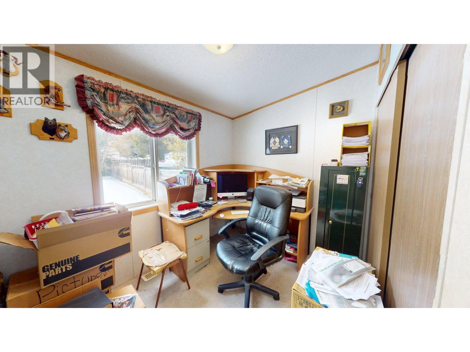 17 Deerborne Drive, Elkford, British Columbia  V0B 1H0 - Photo 17 - 10378881