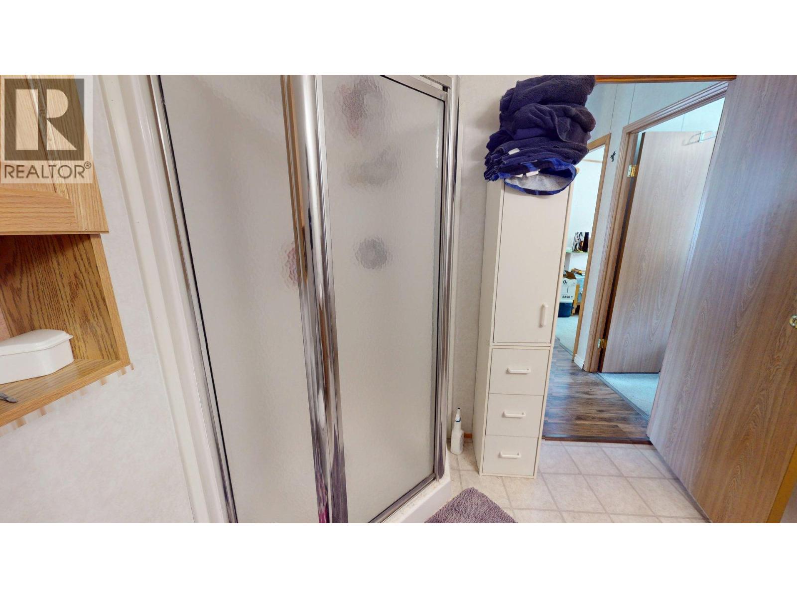 17 Deerborne Drive, Elkford, British Columbia  V0B 1H0 - Photo 20 - 10378881