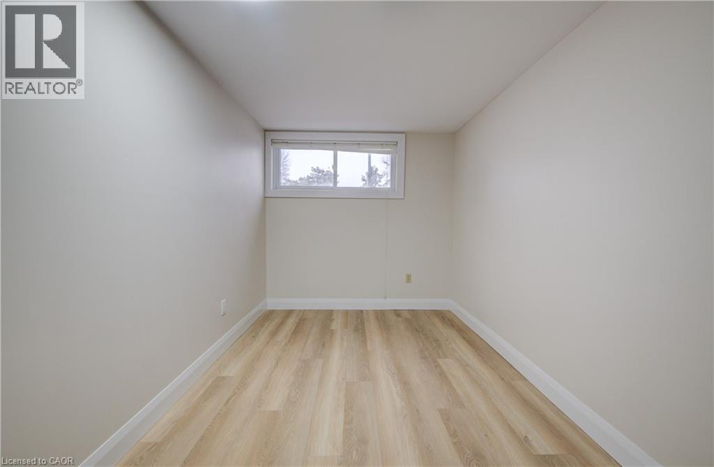 158 Hickson Drive, Kitchener, Ontario  N2B 2H9 - Photo 13 - 40811381