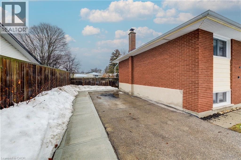 158 Hickson Drive, Kitchener, Ontario  N2B 2H9 - Photo 17 - 40811381