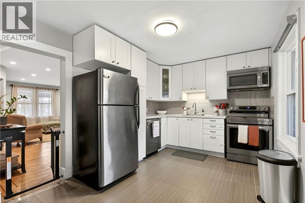 74 Belmont Avenue, Hamilton, Ontario  L8L 7M1 - Photo 15 - 40808923