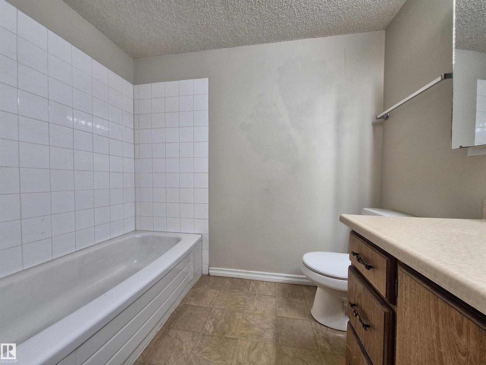 #4 9140 149 St Nw, Edmonton, Alberta  T5R 1C2 - Photo 12 - E4476531