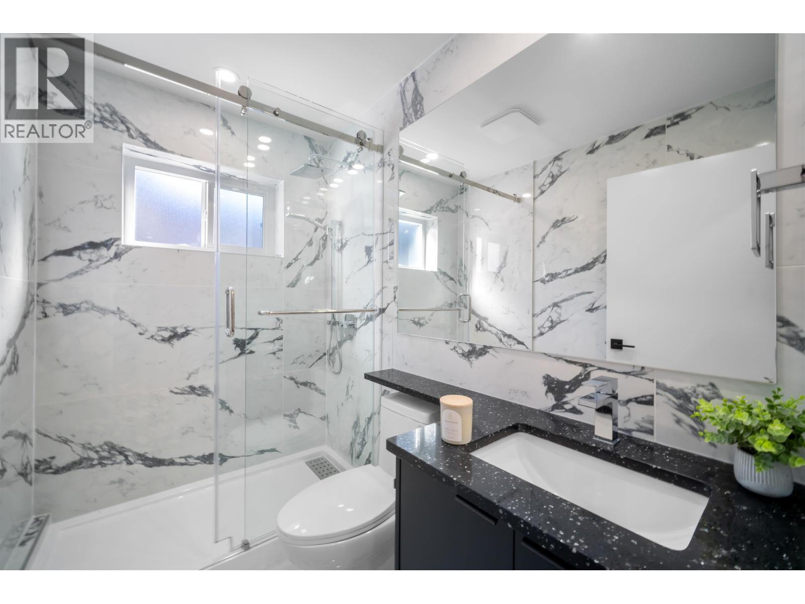 2 3576 E Pender Street, Vancouver, British Columbia  V5K 2E3 - Photo 25 - R3098488