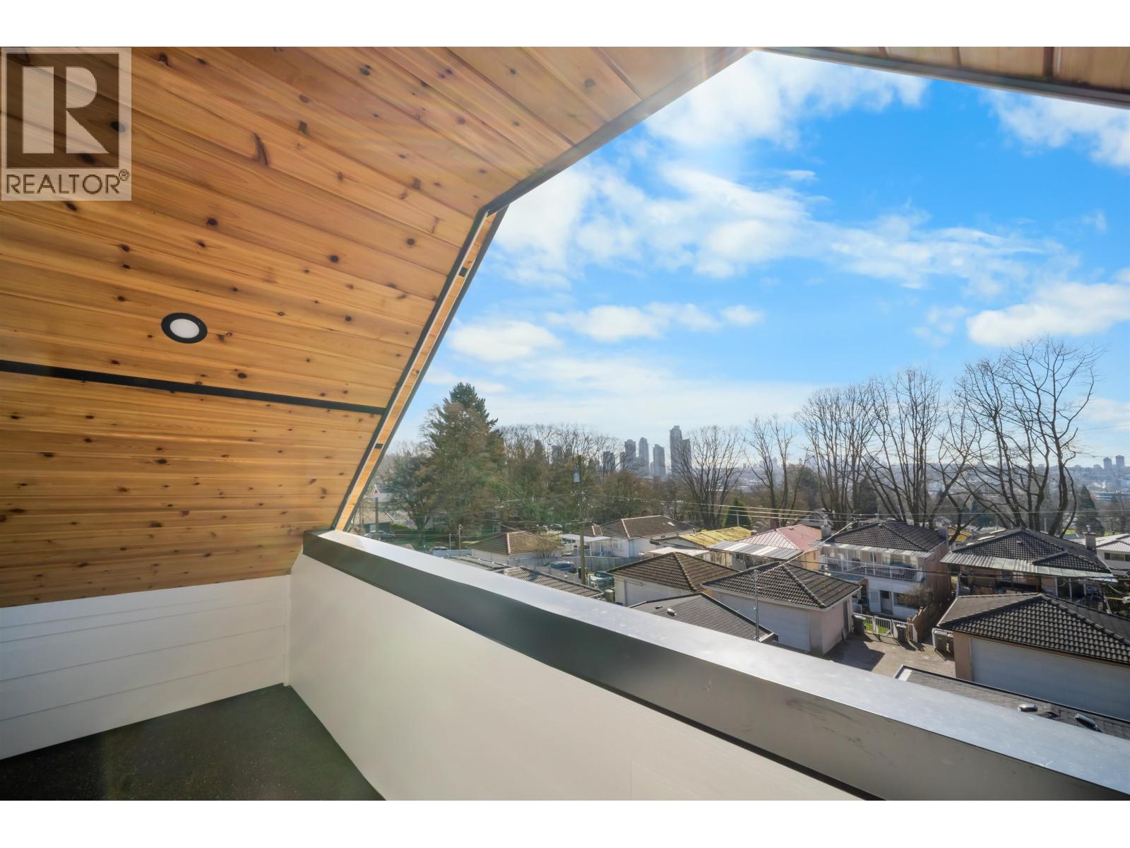 2 3576 E Pender Street, Vancouver, British Columbia  V5K 2E3 - Photo 16 - R3098488