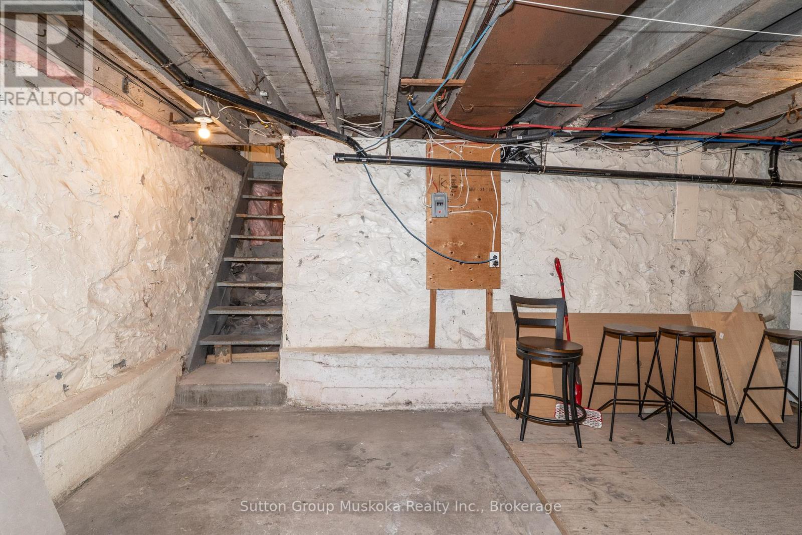 24 Mary Street W, Huntsville, Ontario  P1H 1V3 - Photo 46 - X12870140