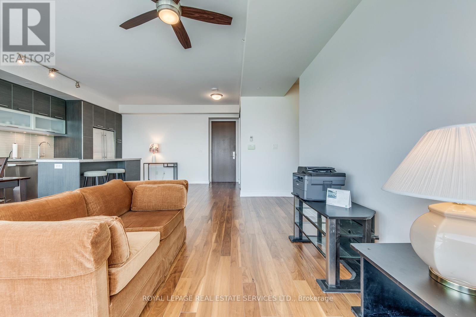 6514 - 388 Yonge Street, Toronto, Ontario  M5B 0A4 - Photo 19 - C12580946