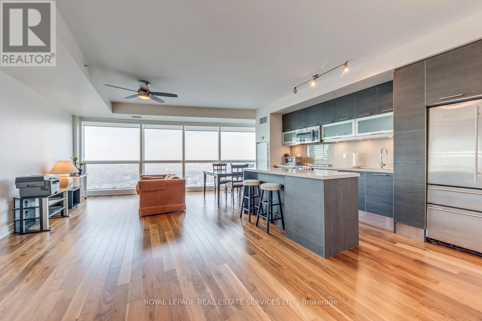 6514 - 388 Yonge Street, Toronto, Ontario  M5B 0A4 - Photo 7 - C12580946