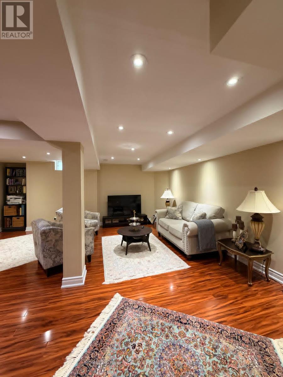 15 Hislop Drive, Markham (Box Grove), Ontario  L6B 0C6 - Photo 14 - N12868900